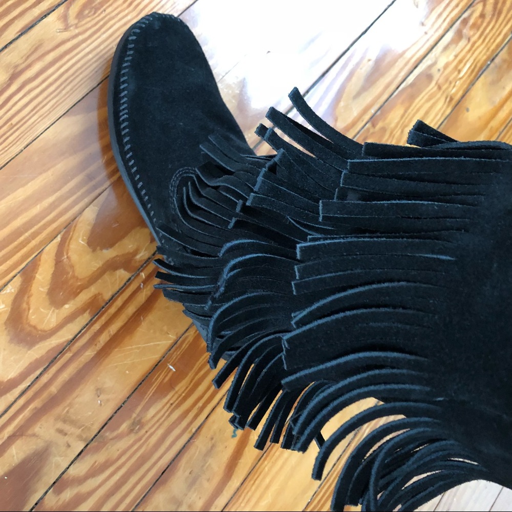 Minnetonka 3 layer fringe boots
